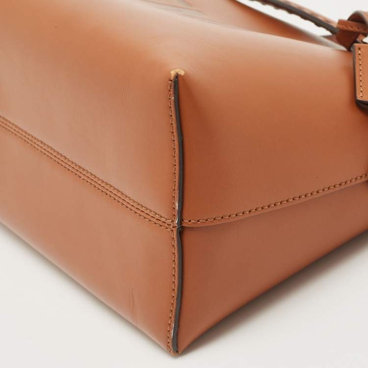مملوكة مسبقًا Fendi Brown Leather Medium By The Way Boston Bag