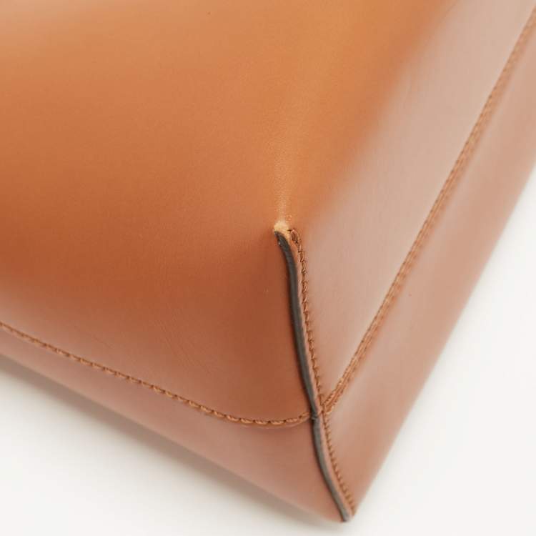 مملوكة مسبقًا Fendi Brown Leather Medium By The Way Boston Bag