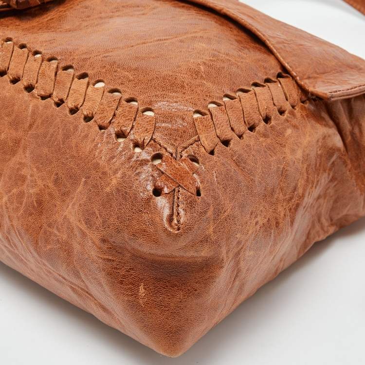 Pre Owned Fendi Brown Whipstitch Leather Baguette Fap Shoulder Bag