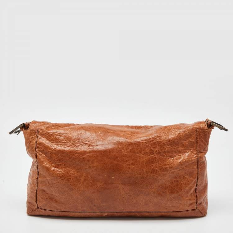 Pre Owned Fendi Brown Whipstitch Leather Baguette Fap Shoulder Bag