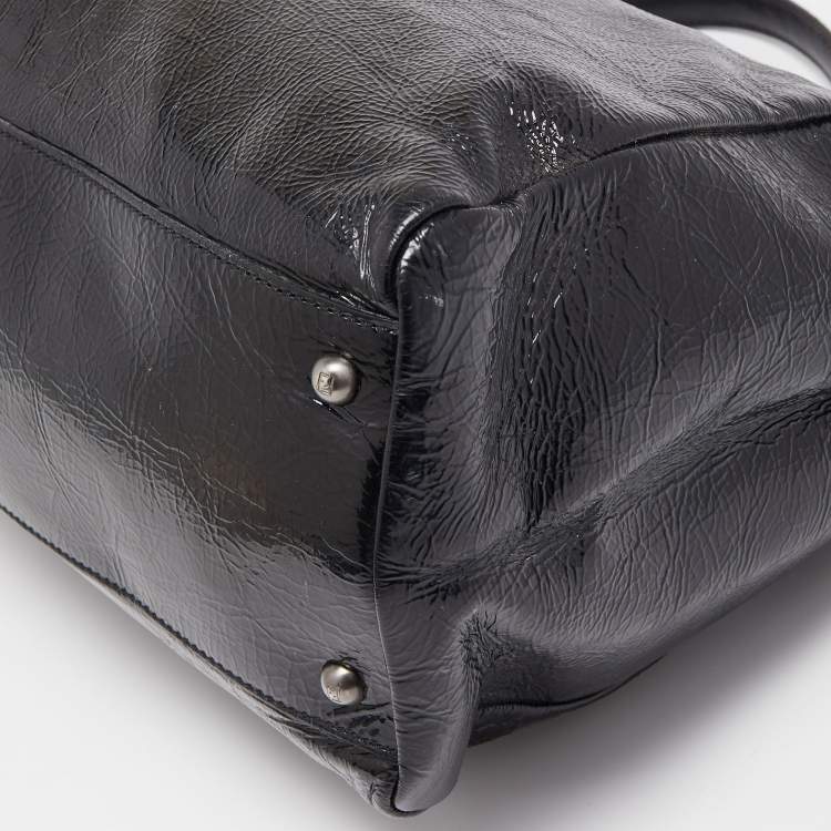 Pre Owned Fendi Black Patent Leather Large Peekaboo Top Handle Bag