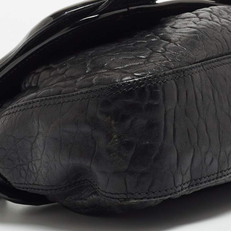 Pre Owned Fendi Black Pebbled Leather B Bag