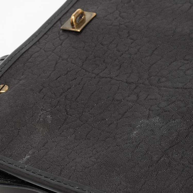 Pre Owned Fendi Black Pebbled Leather B Bag
