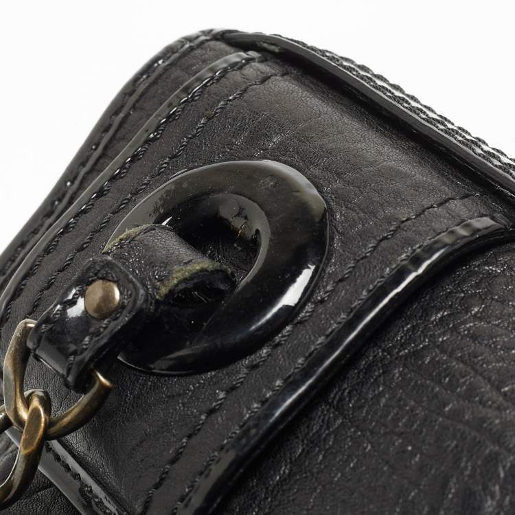 Pre Owned Fendi Black Pebbled Leather B Bag