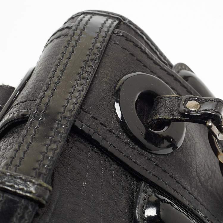 Pre Owned Fendi Black Pebbled Leather B Bag