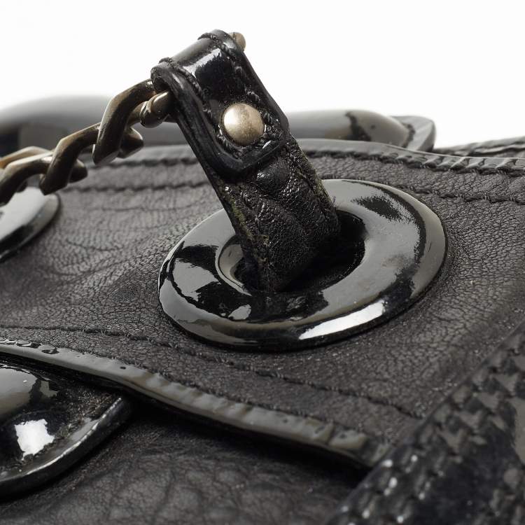Pre Owned Fendi Black Pebbled Leather B Bag