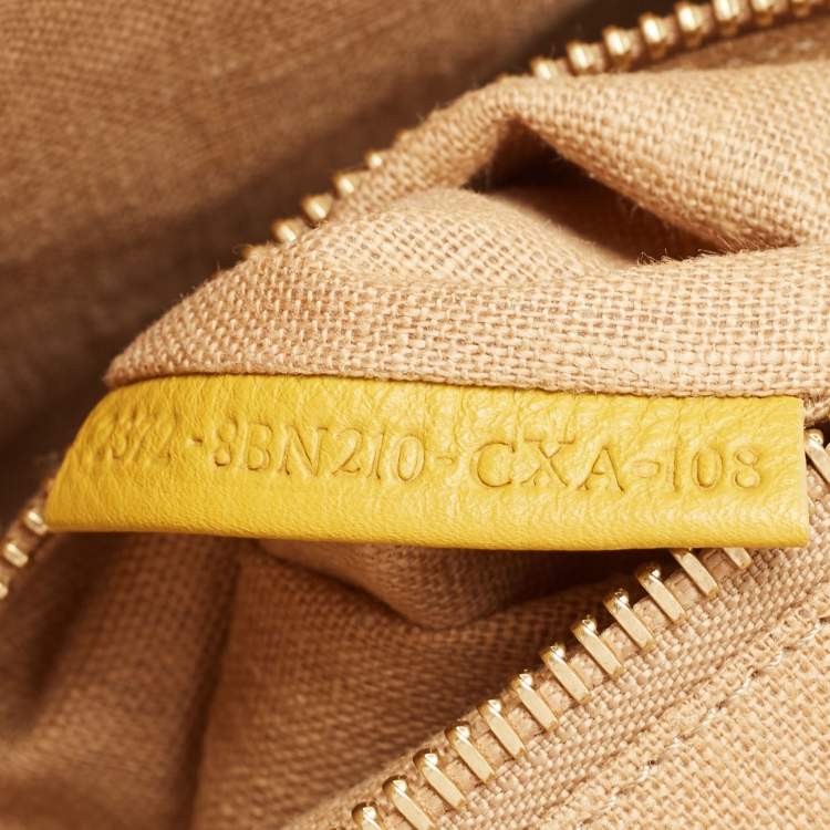 مملوكة مسبقًا Fendi Yellow Selleria Leather Large Peekaboo Top Handle Bag