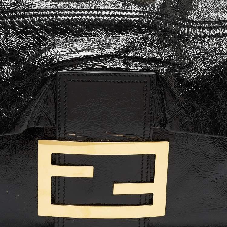 Pre Owned Fendi Black Crinkled Patent Leather Oversized Baguette Flap Shoulder Bag