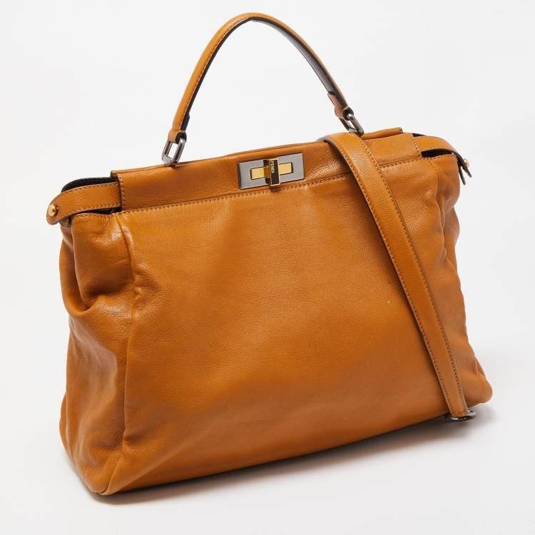 مملوكة مسبقًا Fendi Tan Leather Large Peekaboo Top Handle Bag