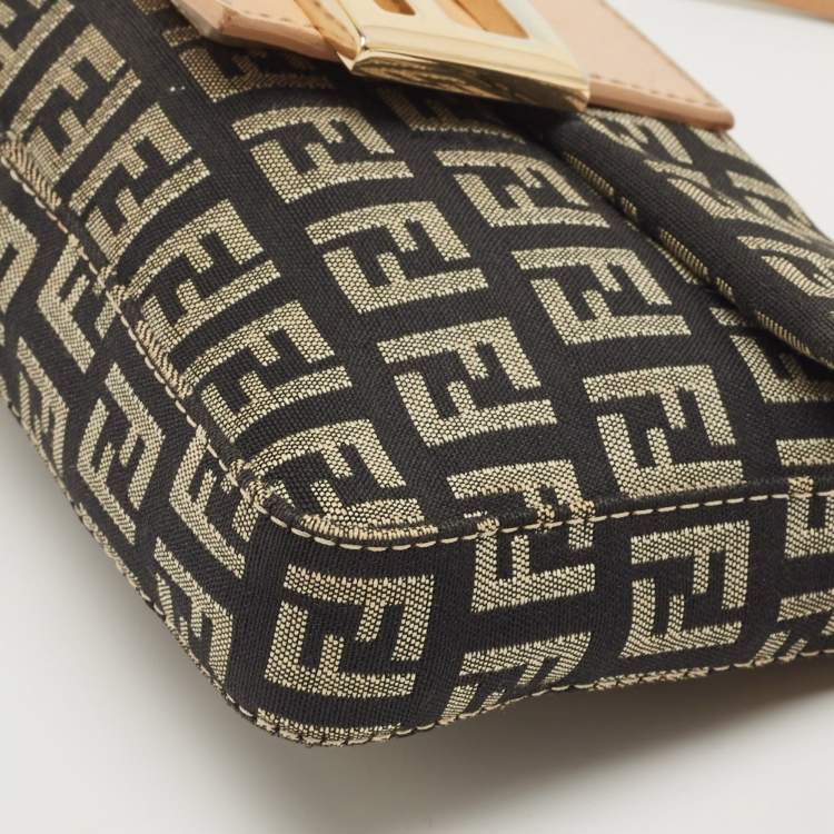 Pre Owned Fendi Black/Beige Zucchino Canvas and Leather Mini Baguette Pochette Bag