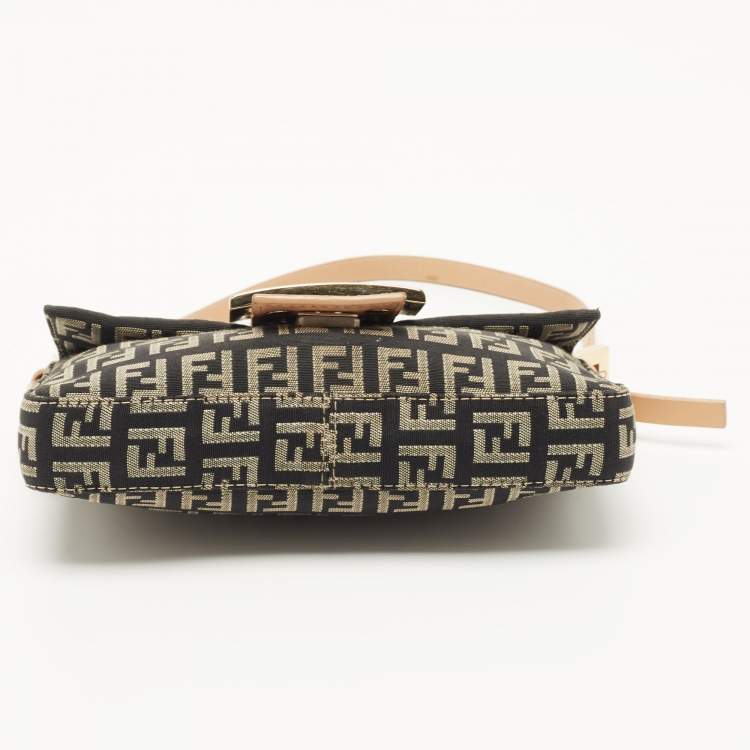 Pre Owned Fendi Black/Beige Zucchino Canvas and Leather Mini Baguette Pochette Bag
