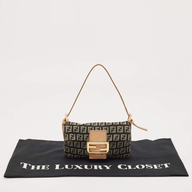 Pre Owned Fendi Black/Beige Zucchino Canvas and Leather Mini Baguette Pochette Bag