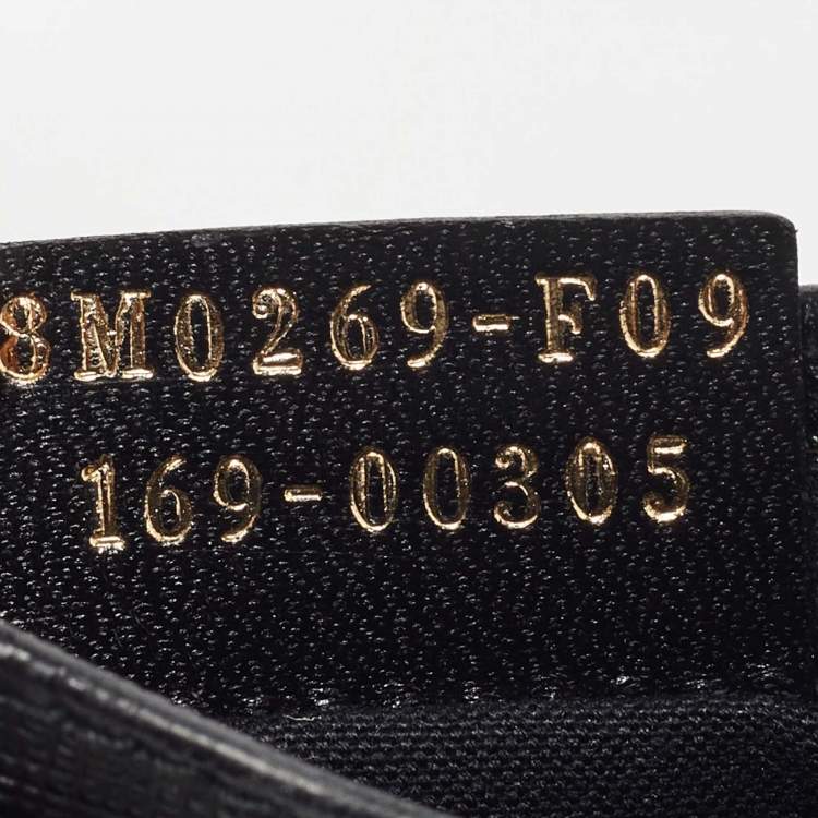 Pre Owned Fendi Black Leather Card Holder