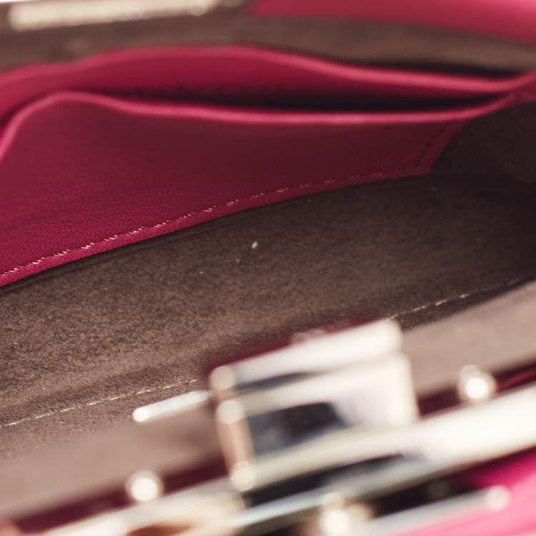 Pre Owned Fendi Fuchsia Leather Micro Peekaboo Crossbody Bag