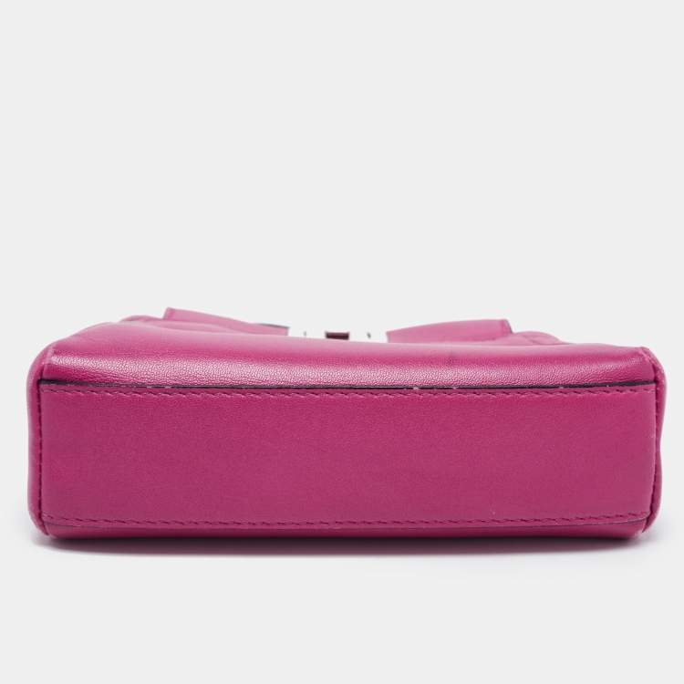 Pre Owned Fendi Fuchsia Leather Micro Peekaboo Crossbody Bag