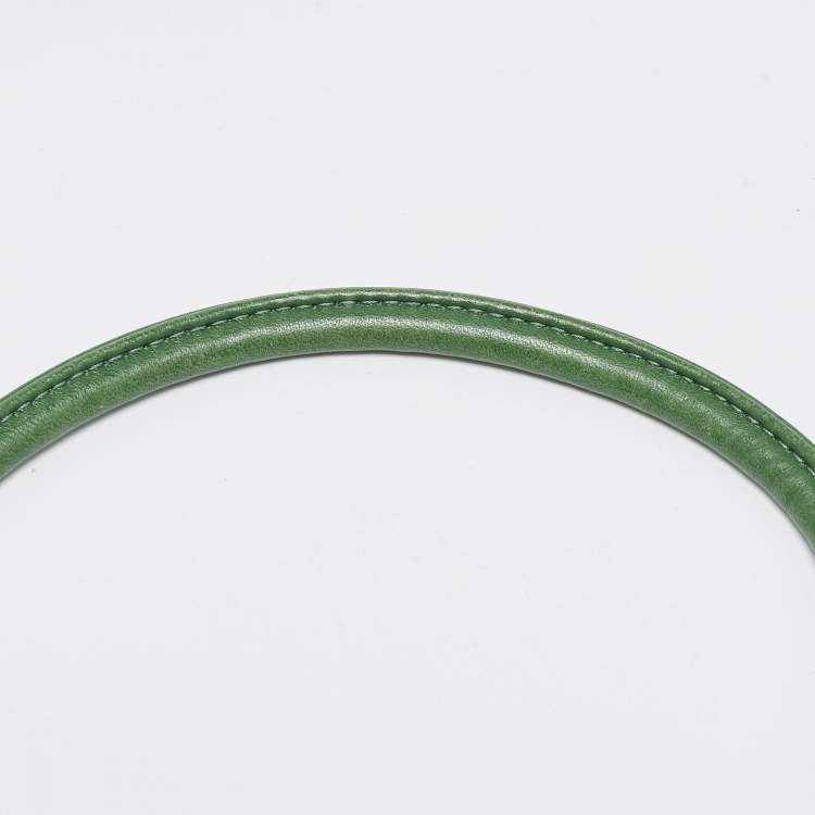 مملوكة مسبقًا Fendi Green Leather To You Convertible Clutch Bag