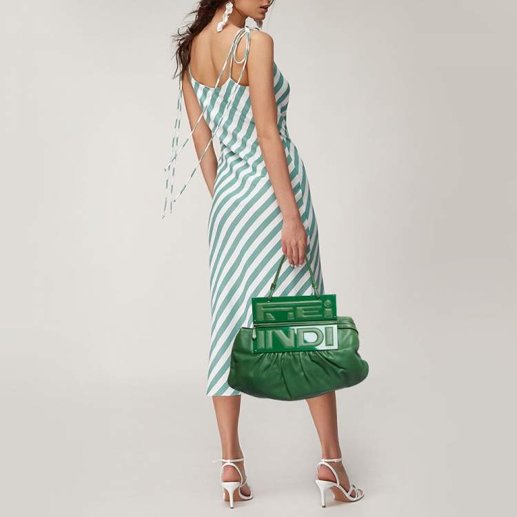 مملوكة مسبقًا Fendi Green Leather To You Convertible Clutch Bag