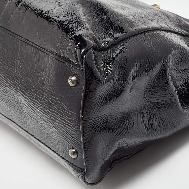 Pre Owned Fendi Black Patent Leather Large Peekaboo Top Handle Bag