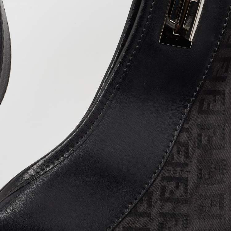 Pre Owned Fendi Black Zucchino Canvas and Leather Hobo