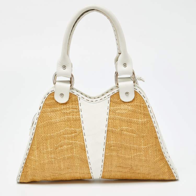 Pre Owned Fendi White/Beige Raffia and Leather Devil Trapezio Bag