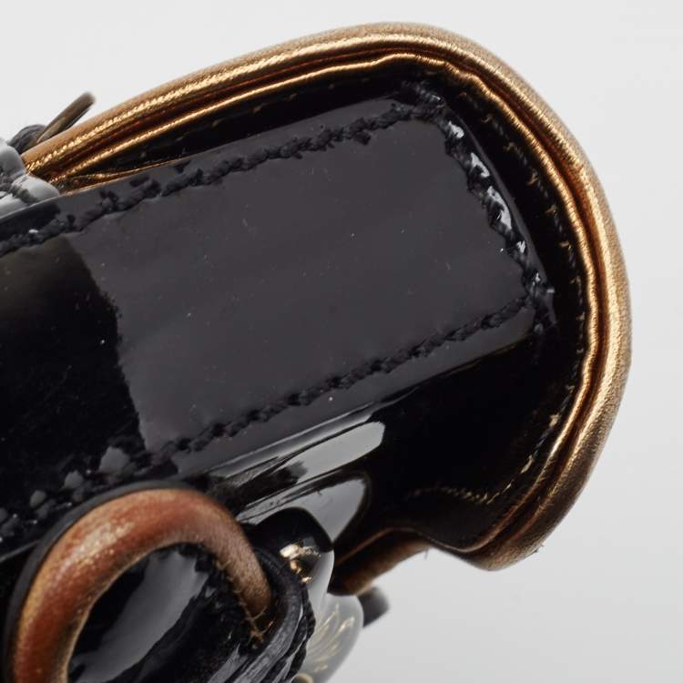 Pre Owned Fendi Black/Gold Patent and Leather B Clutch