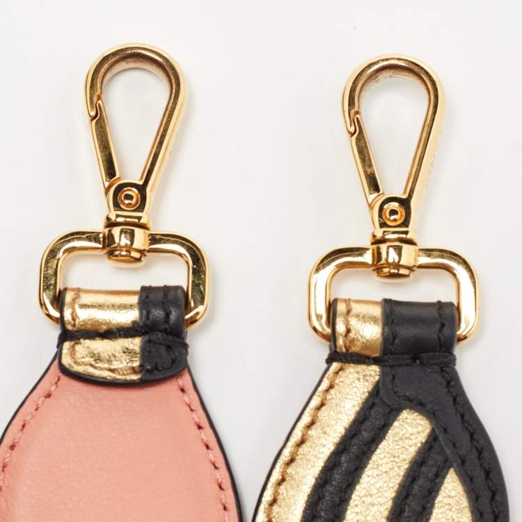 Pre Owned Fendi Black Leather Regular Peekaboo Top Handle Bag