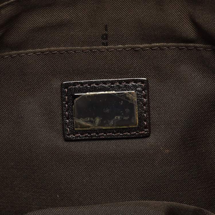 Pre Owned Fendi Dark Brown/Tobacco Zucca Canvas Zip Baguette Bag