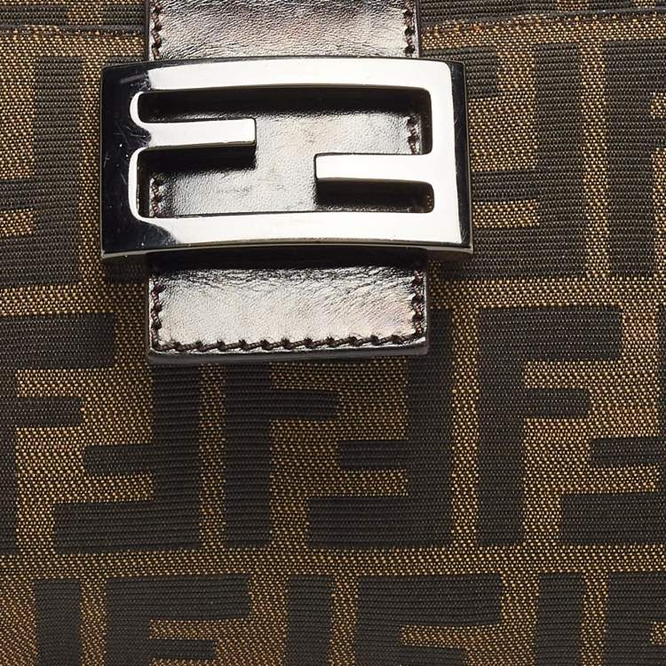 Pre Owned Fendi Dark Brown/Tobacco Zucca Canvas Zip Baguette Bag
