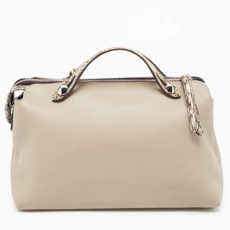مملوكة مسبقًا Fendi Beige/Cream Leather and Python Small By The Way Shoulder Bag