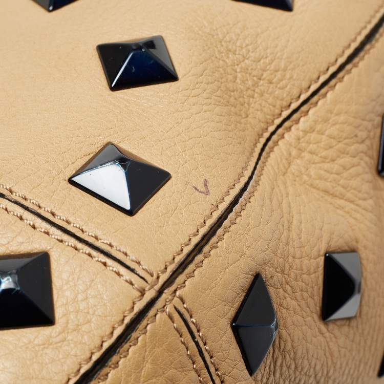 Pre Owned Fendi Light Beige Leather Studded B. Fab Tote