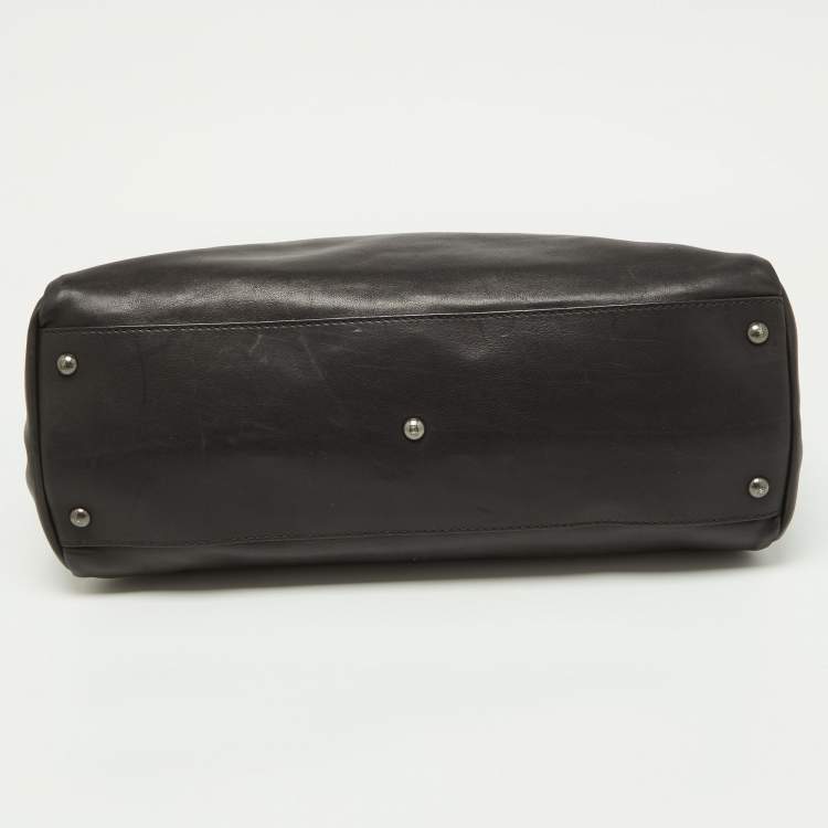 Pre Owned Fendi Black Leather Large Peekaboo Top Handle Bag