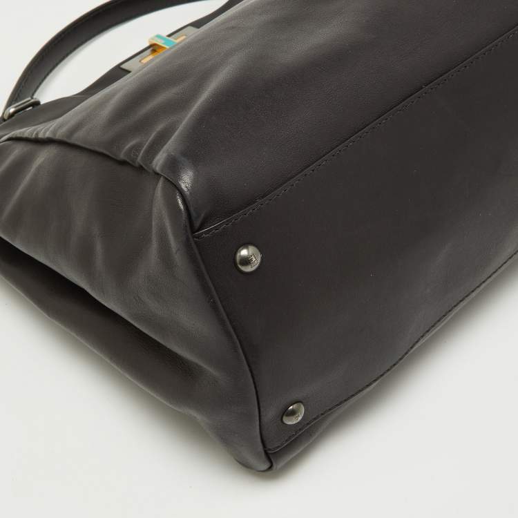 Pre Owned Fendi Black Leather Large Peekaboo Top Handle Bag