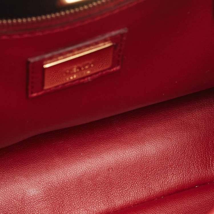 مملوكة مسبقًا Fendi Red Ostrich Leather Mini Peekaboo Top Handle Bag
