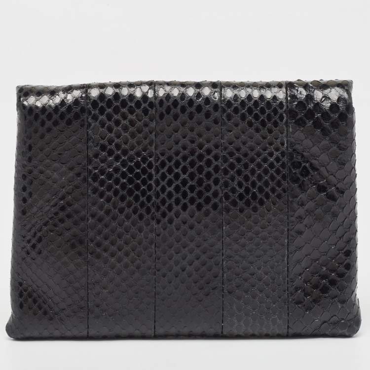 Pre Owned Fendi Black Ayers Flap Clutch