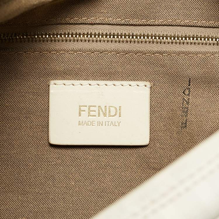Pre Owned Fendi White/Grey Zucca Coated Canvas and Leather Chef Chain Hobo