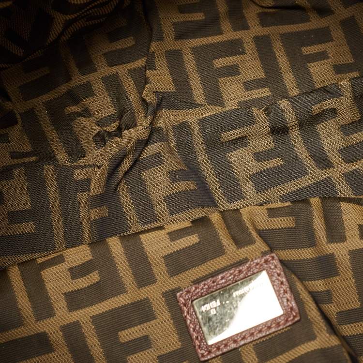Pre Owned Fendi Brown Pebbled Leather Spy Bag