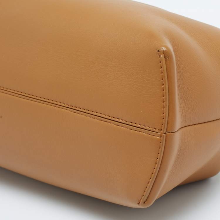 مملوكة مسبقًا Fendi Brown Leather Medium Fendi First Shoulder Bag