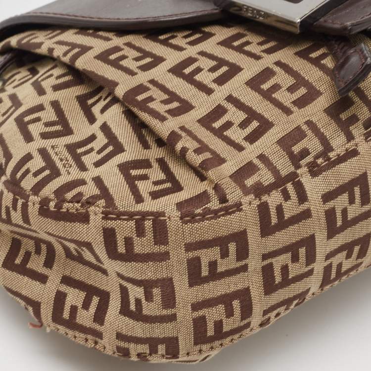 Pre Owned Fendi Ebene/Tobacco Zucchino Canvas and Leather Baguette Hobo