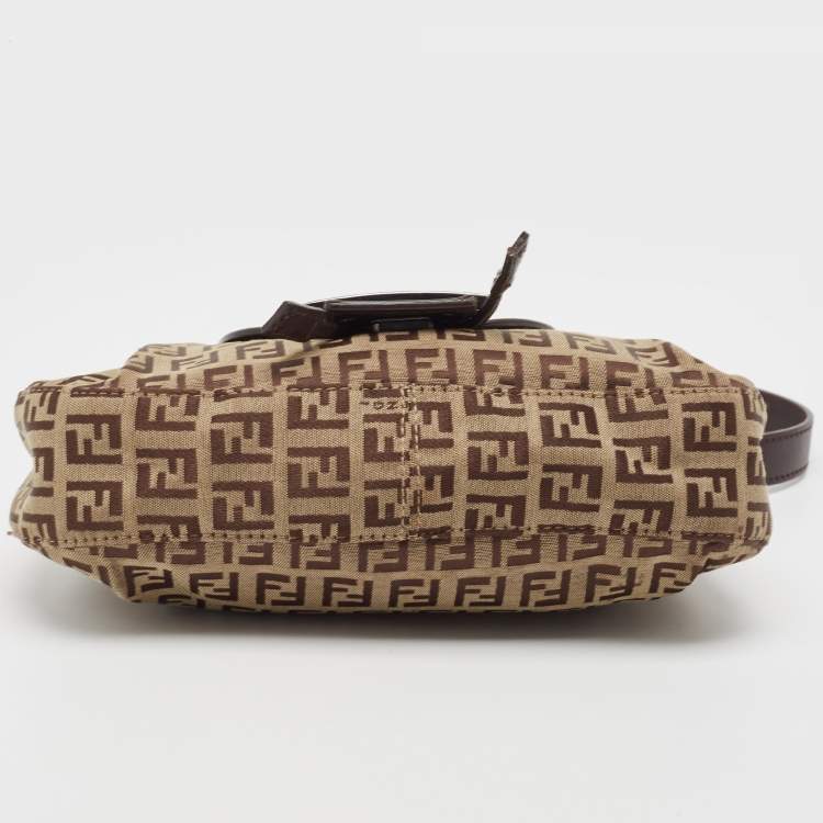 Pre Owned Fendi Ebene/Tobacco Zucchino Canvas and Leather Baguette Hobo