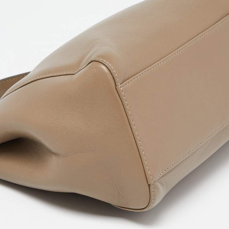Pre Owned Fendi Beige Leather Mini Peekaboo Top Handle Bag