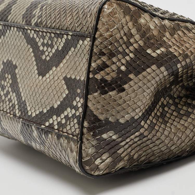 مملوكة مسبقًا Fendi Beige/Black Python Mini Peekaboo Top Handle Bag