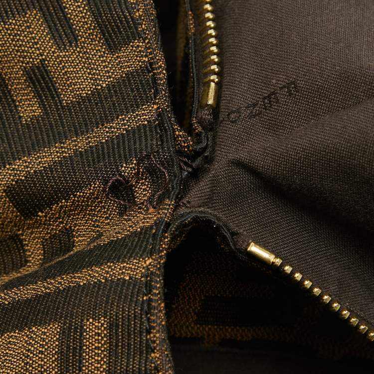 مملوكة مسبقًا Fendi Tobacco Zucca Canvas And Patent Leather Large Mia Shoulder Bag