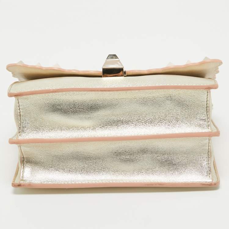 مملوكة مسبقًا Fendi Gold Leather Small Scalloped Studded Kan I Shoulder Bag