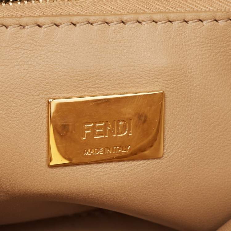 مملوكة مسبقًا Fendi Beige Ostrich Leather Mini Peekaboo Top Handle Bag