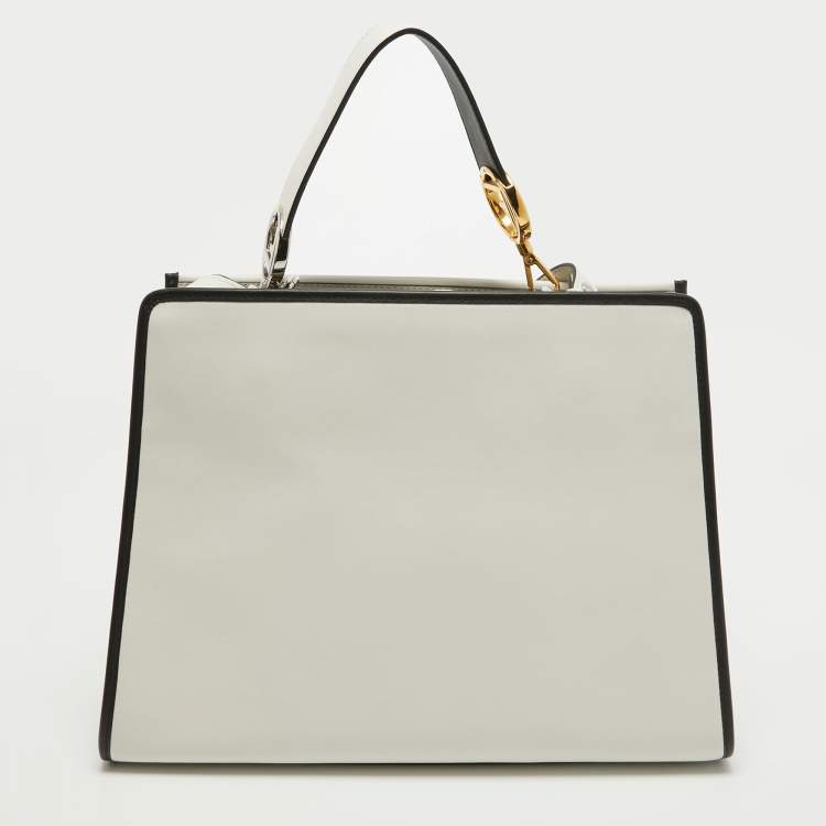 مملوكة مسبقًا Fendi White/Black Leather and Velvet FF Runaway Top Handle Bag