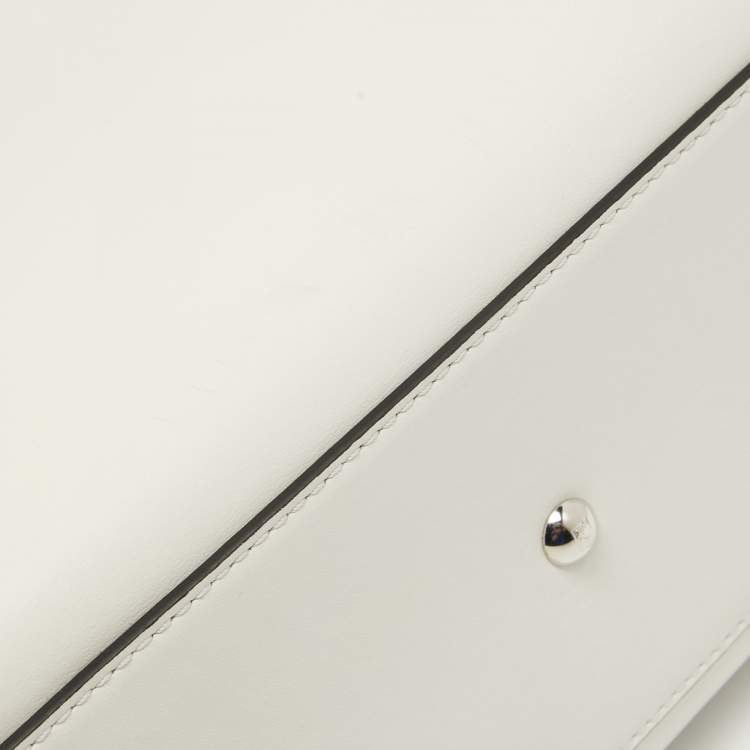 مملوكة مسبقًا Fendi White/Black Leather and Velvet FF Runaway Top Handle Bag