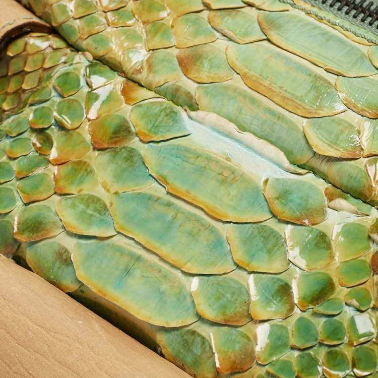 Pre Owned Fendi Green/Beige Python B Shoulder Bag
