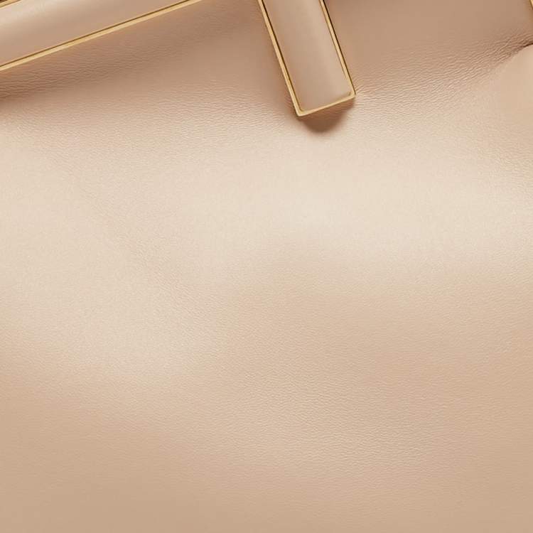 Pre Owned Fendi Beige Leather Medium First Shoulder Bag