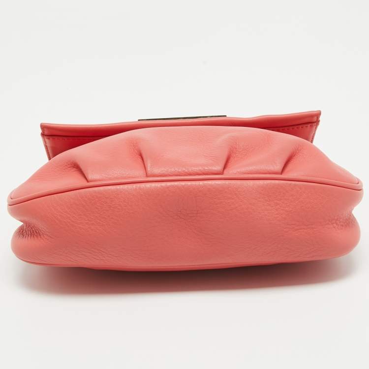 Pre Owned Fendi Coral Pink Leather Fendista Chain Bag