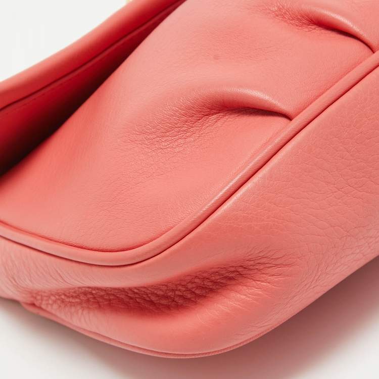 Pre Owned Fendi Coral Pink Leather Fendista Chain Bag